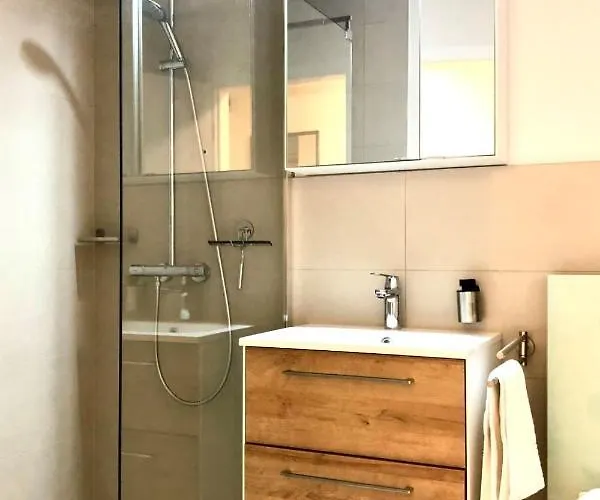 Apartament Ringstrasse 215 By Interhome *